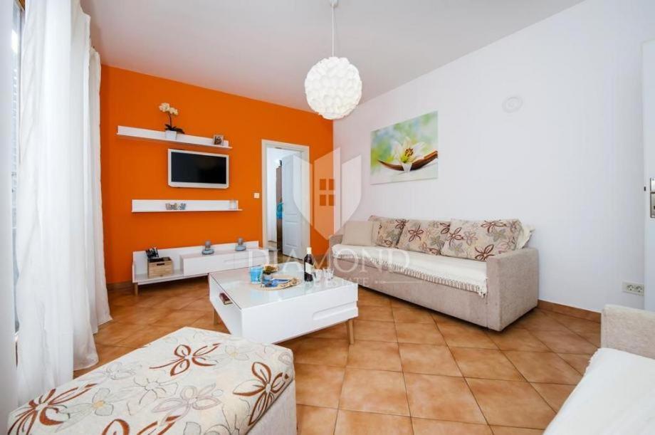 Santa Eufemia Rovinj 10Min Walk To City & Free Garage Parking Apartman Kültér fotó