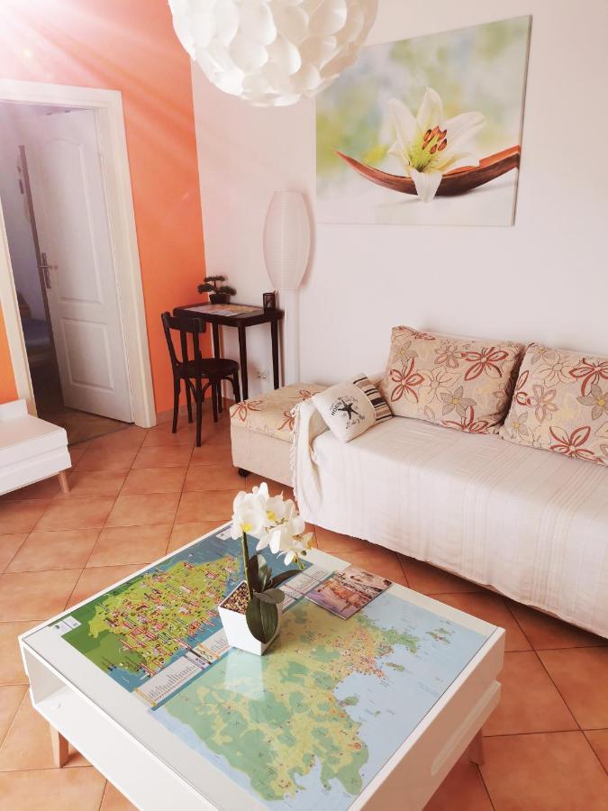 Santa Eufemia Rovinj 10Min Walk To City & Free Garage Parking Apartman Kültér fotó