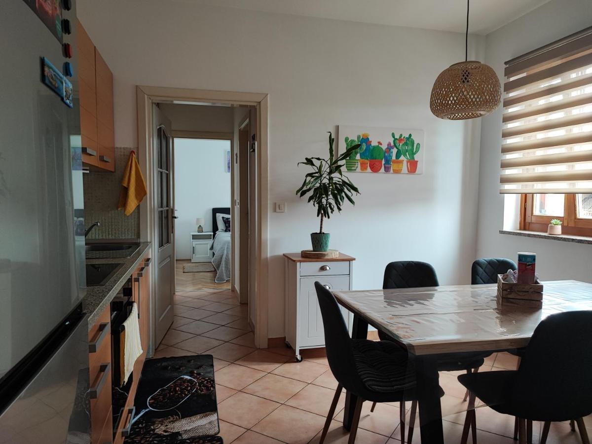 Santa Eufemia Rovinj 10Min Walk To City & Free Garage Parking Apartman Kültér fotó